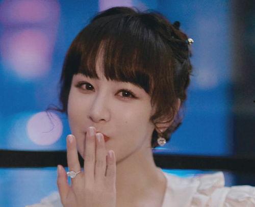 杨紫最新瓜爆料,甜蜜互动引网友热议